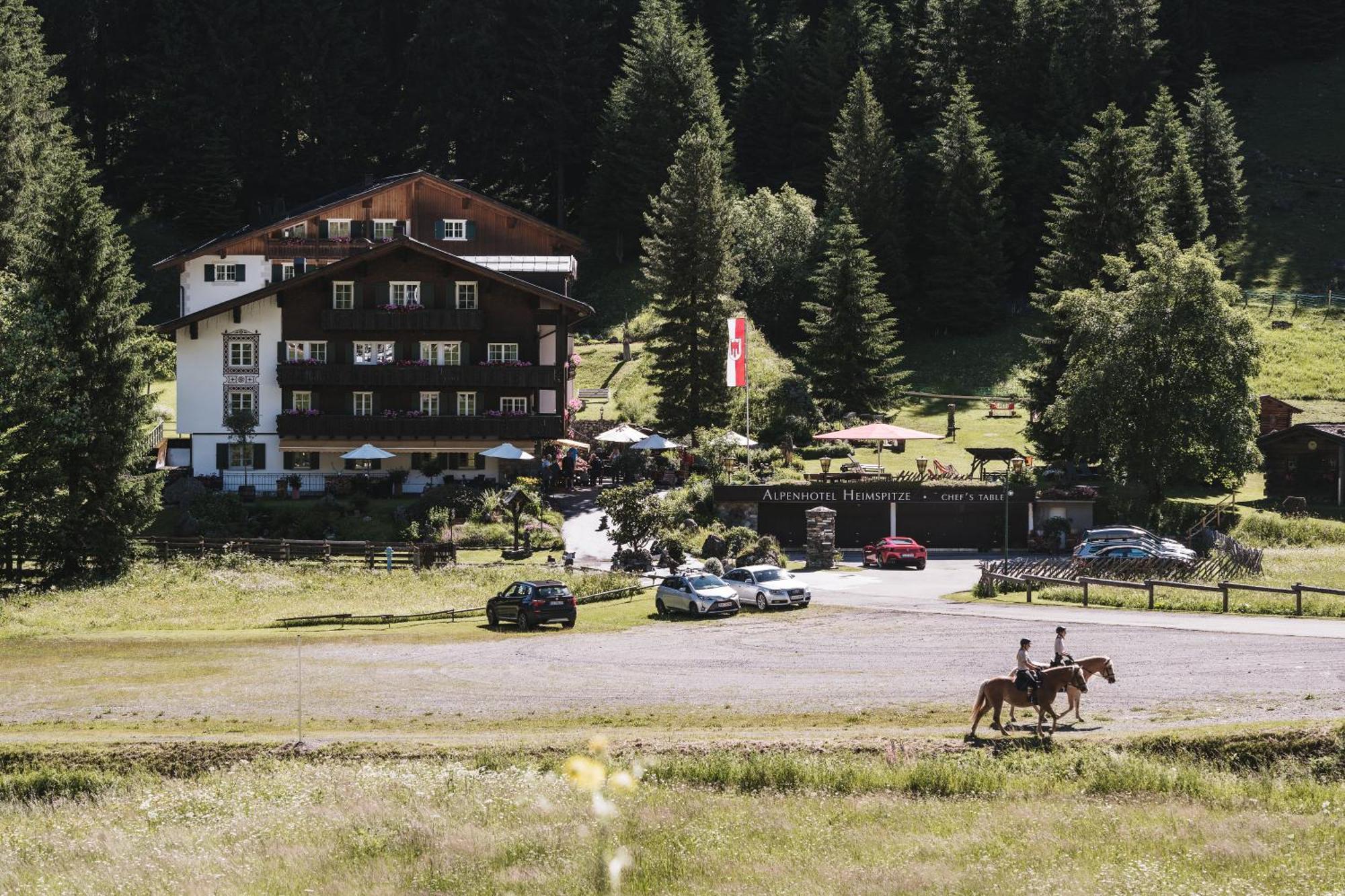 Heimspitze - Alpenhotel & Wirtshaus การ์กเอลเลิน ภายนอก รูปภาพ